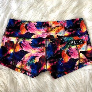 FLEO Blaze" Low Rise Contour Shorts M